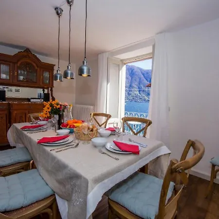 Holiday home Felice Sul Lago