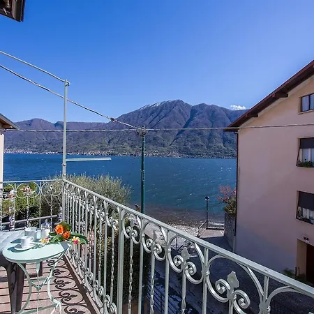 Holiday home Felice Sul Lago